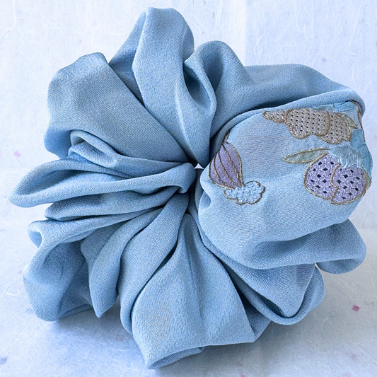 Daydream Blue No. 005 Signature Jumbo Scrunchie
