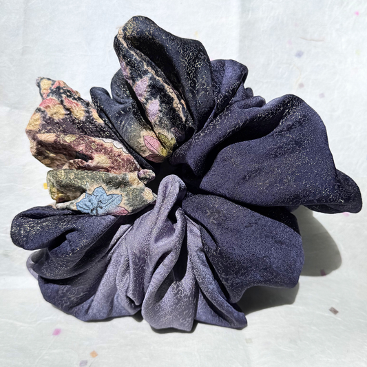 Dreamverse No.007 Signature Jumbo Scrunchie